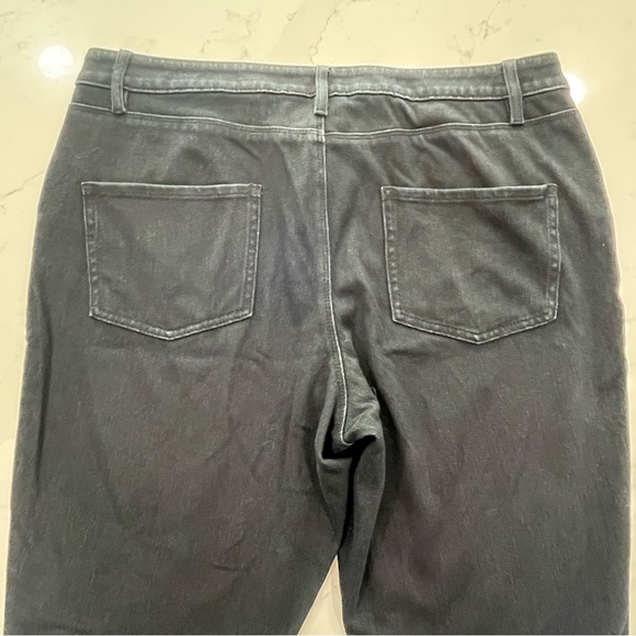 Coldwater Creek Natural Fit Bootcut Leg Denim Super Dark Blue Jeans - Like New - Picture 13 of 13